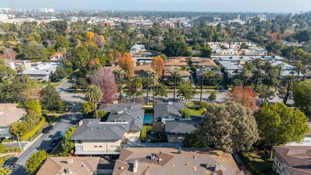 Building Photo - 945 S Orange Grove Blvd