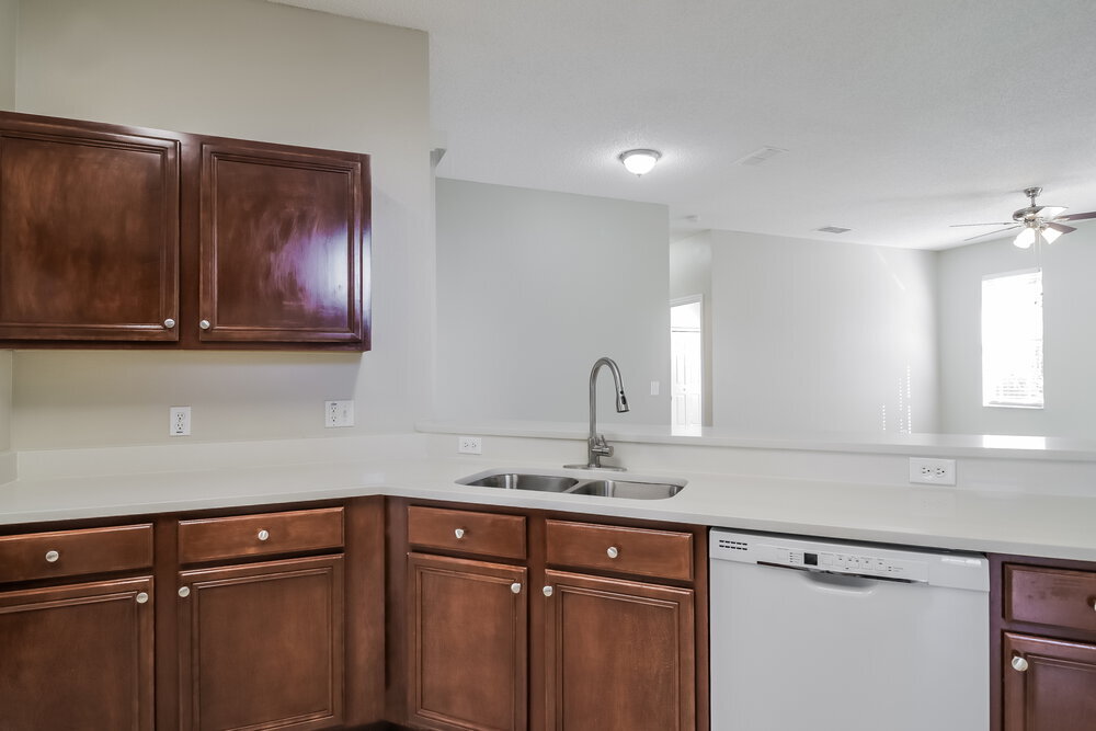 Building Photo - 562 Bristol Cir