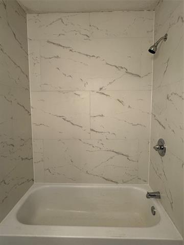 Building Photo - 304 Burgett St