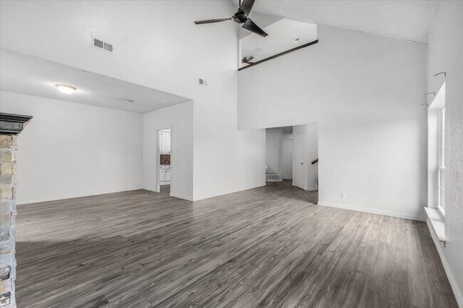 Building Photo - 5315 Colony Hill Rd