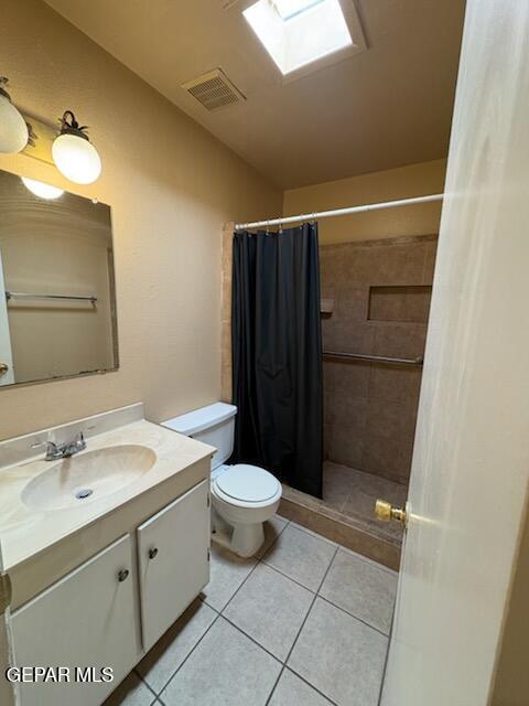 Building Photo - 2403 Red Sails Dr