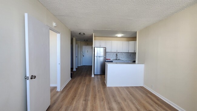 Building Photo - 280 Marin Blvd