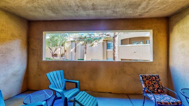 Building Photo - Experience Las Vegas in style and comfort ...