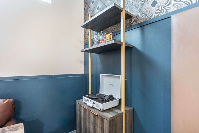 Building Photo - 520 Martin Luther King Jr Blvd