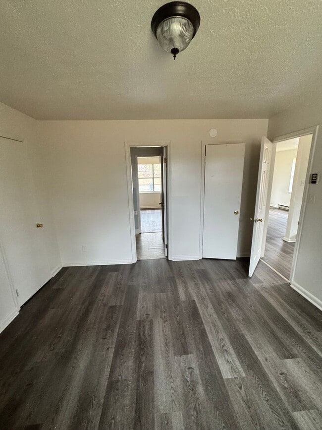 Building Photo - 126 Woodland Ave