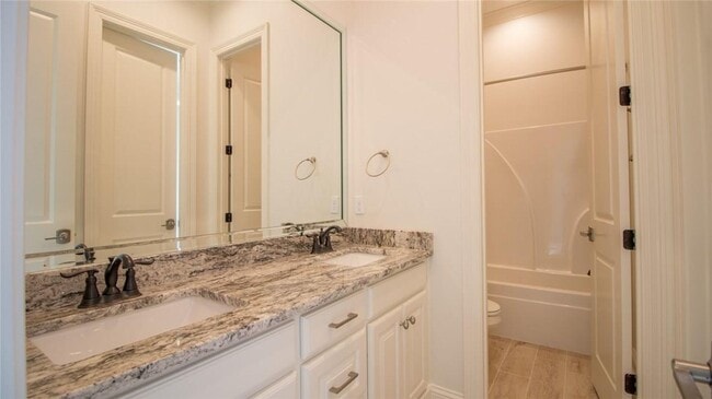 Building Photo - Gorgeous Home in South Shreveport