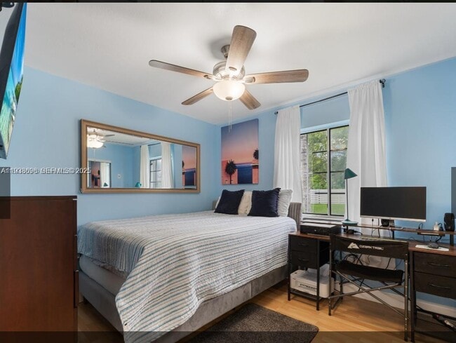 Building Photo - 14610 SW 145th Pl