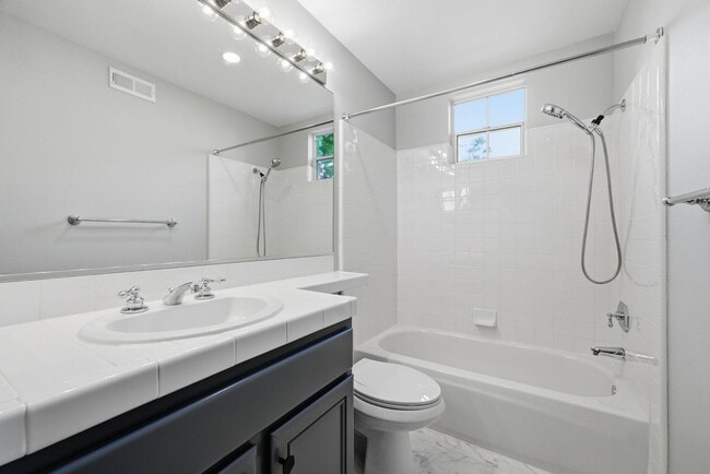 Building Photo - Stunning 3 Bedroom Home in Gated Newport Coast
