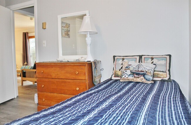 Building Photo - 2 br, 1 bath House - ACADEMIC RENTAL SEPT ...