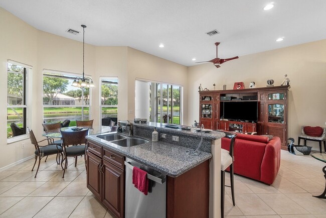 Building Photo - 12196 Landrum Way