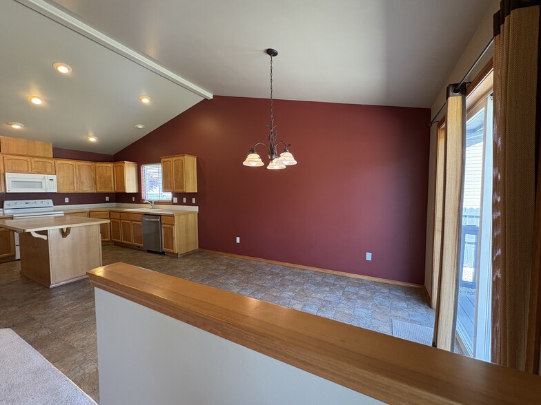 Building Photo - 1815 Dorner Pl