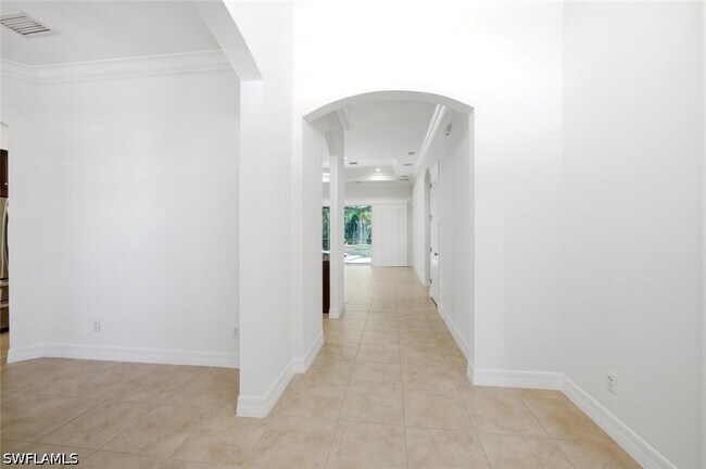 Building Photo - 6853 Il Regalo Cir
