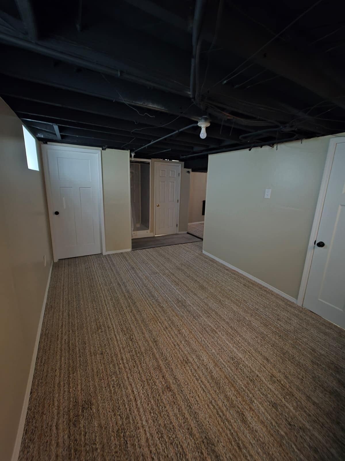 Building Photo - 2048 Rossmoor Rd