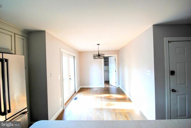 Building Photo - 1506 Chain Bridge Ct