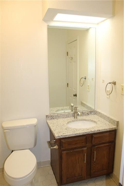 Building Photo - 5053 Gardenia Cir