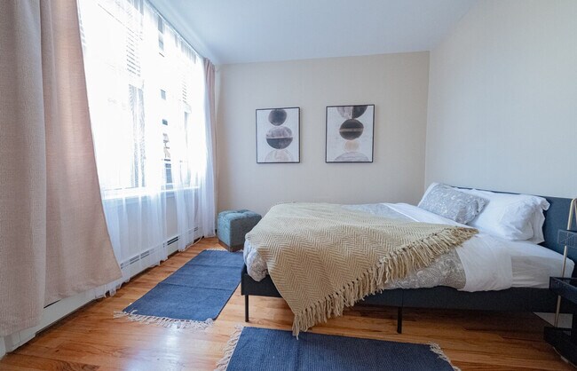 Building Photo - 245 W 113th St