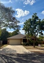 Building Photo - 15327 English River Loop