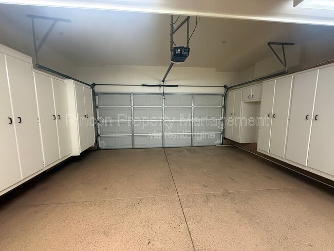 Building Photo - 262 Potawatomi St