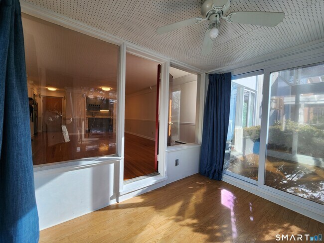 Building Photo - 22 North Lake Dr