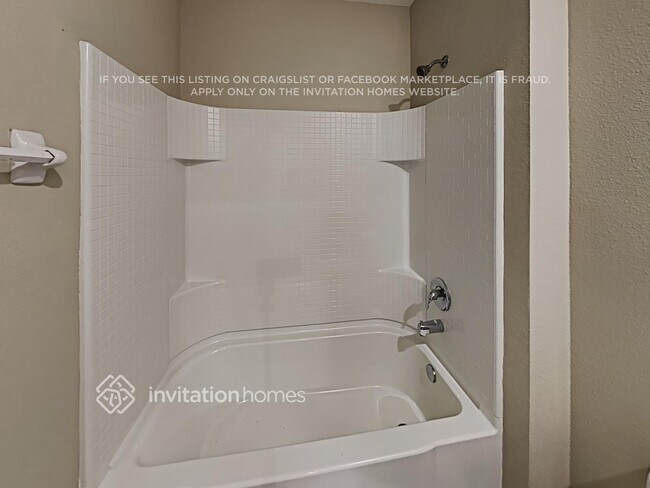 Building Photo - 34328 Jasper Stone Dr