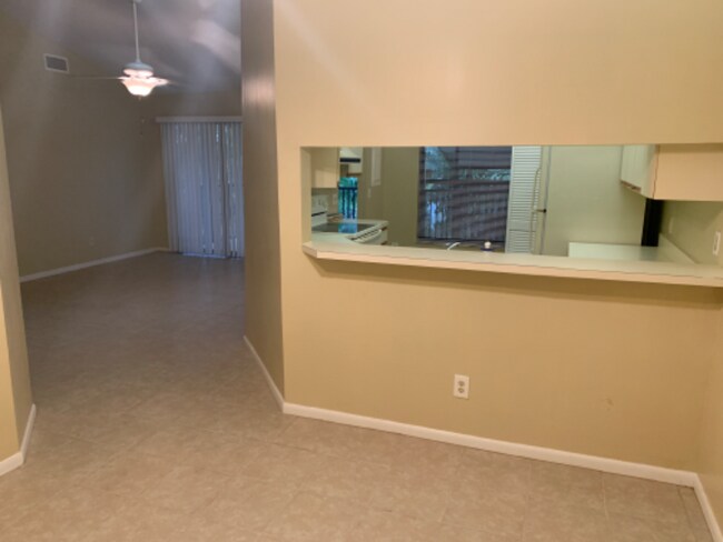 Building Photo - 6531 SE Federal Hwy