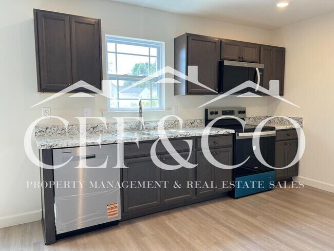 Building Photo - Stunning New 3-Bedroom, 2-Bath Home in Spa...