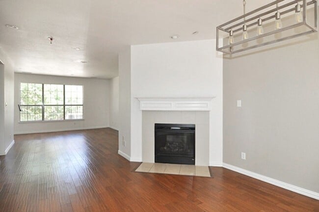 Building Photo - 1510 Biltmore Ln