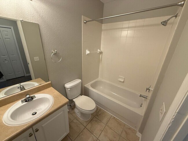 Building Photo - Registry @ Michigan Park 5550-3131 - Registry @ Michigan Park 5550-3131