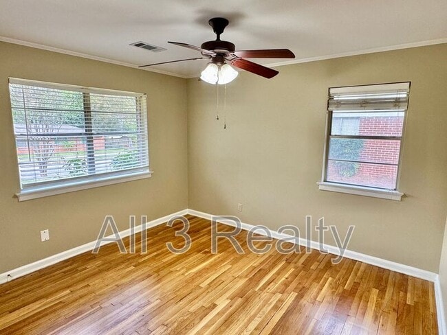 Building Photo - 3508 Cottonwood Dr