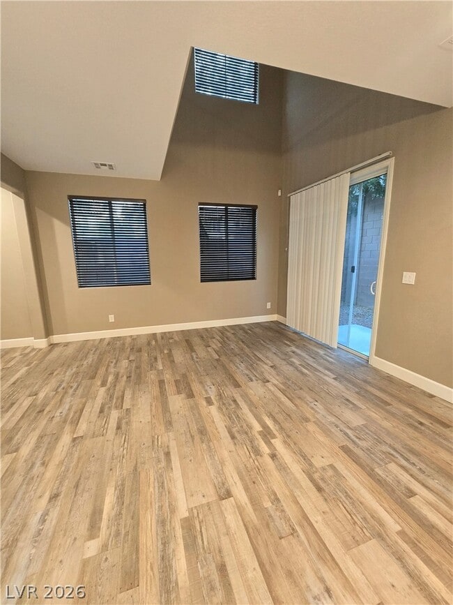 Building Photo - 9313 Night Mesa St