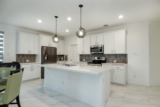 Building Photo - 2309 Wooded Run Trl