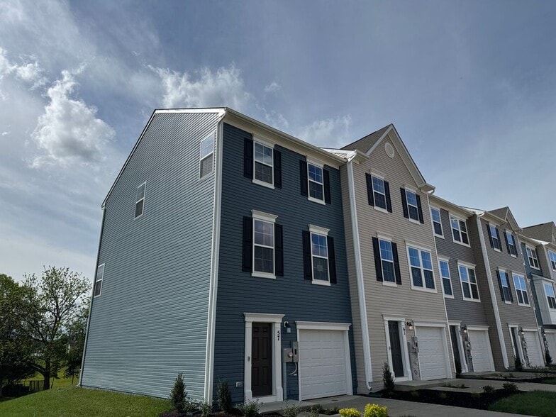 Building Photo - 57 Gray Silver Rd