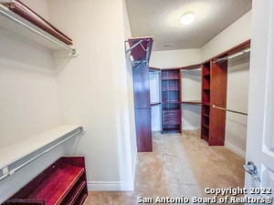 Building Photo - 7427 Valle Msn