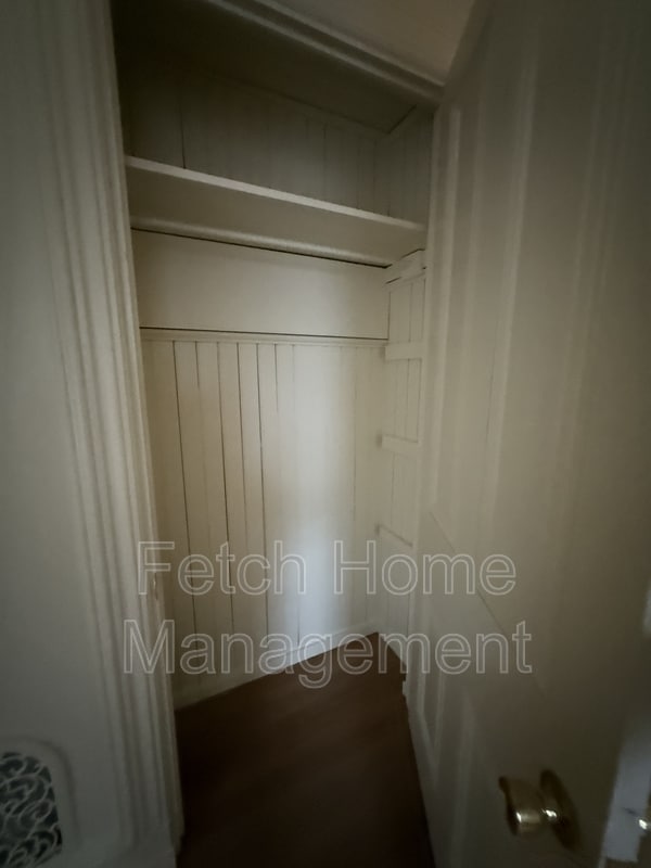 Building Photo - 243 Old Leacock Rd