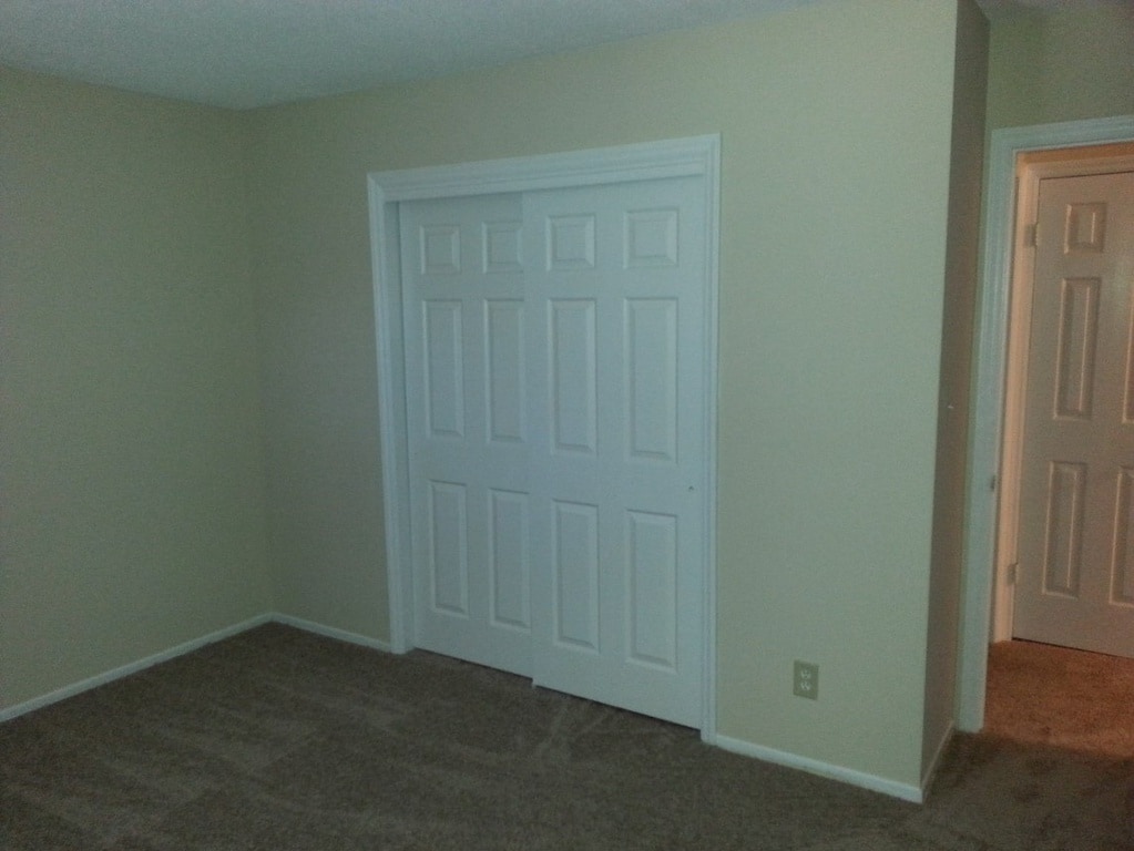 2nd bedroom - 910 Dolphin Ct