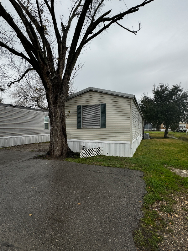 Building Photo - 18719 Weeping Willow