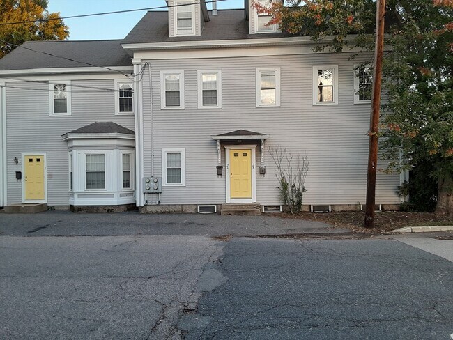 Primary Photo - 2 Lincoln St