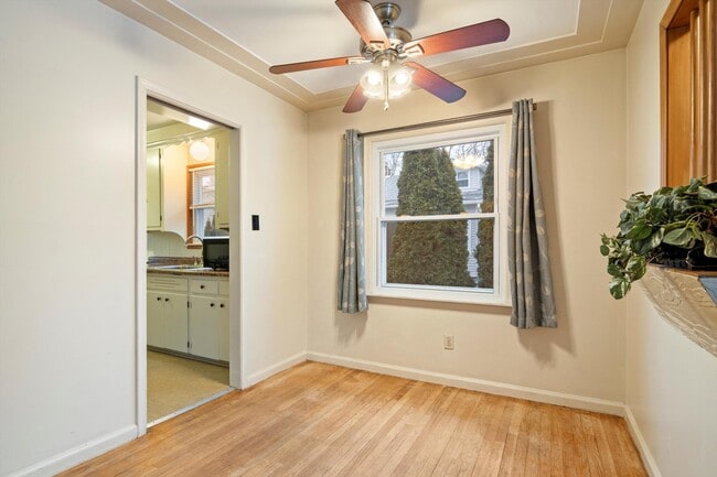 Building Photo - 17133 Delaware Ave