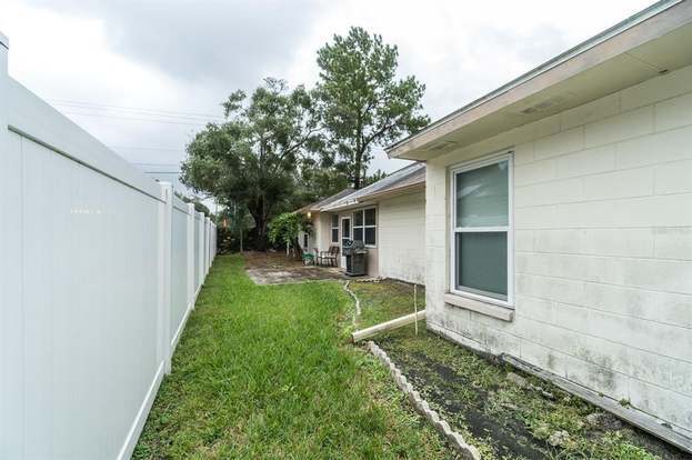 Building Photo - 11911 Hickorynut Dr