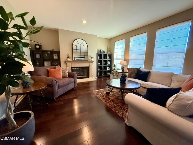 Building Photo - 60 Via el Toro