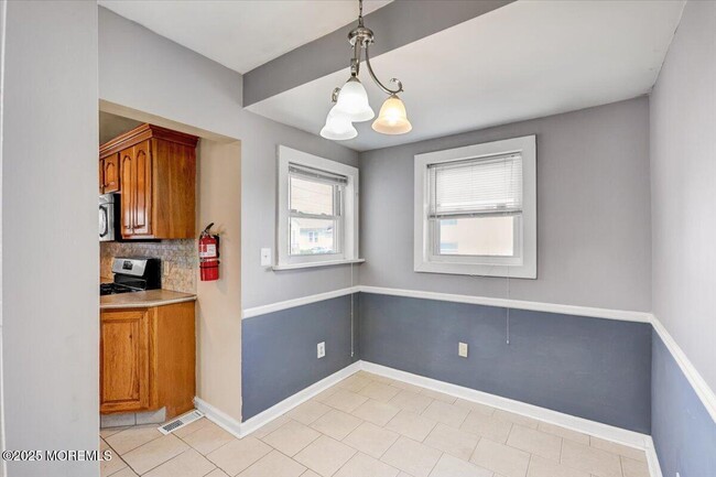 Building Photo - 58 Arbor Ave