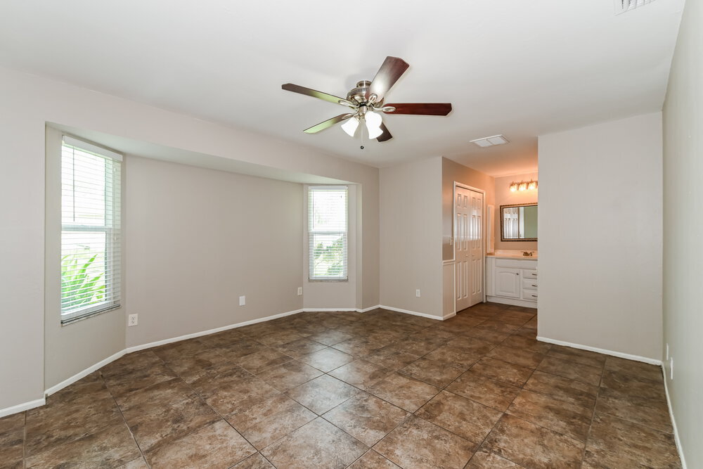 Building Photo - 244 SW 22nd Pl