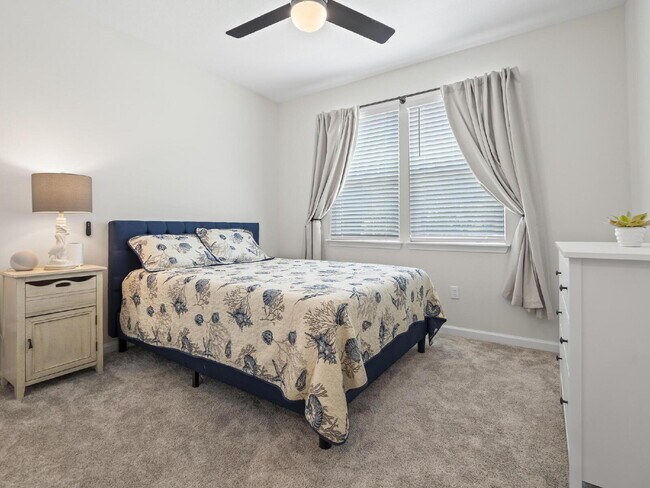 Building Photo - Spacious 3-Bedroom Home with Granite Touches!