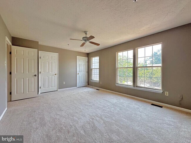 Building Photo - 20527 Lowfield Dr