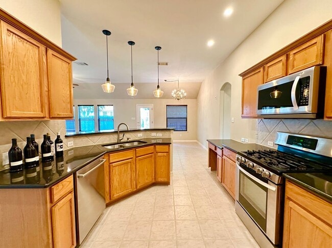 Building Photo - 1501 Santolina Ct