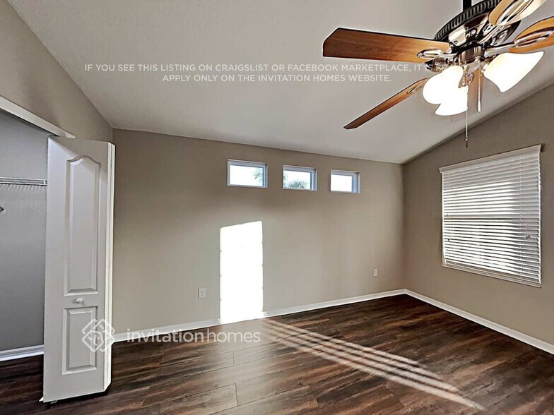 Building Photo - 3864 Shimmering Oaks Dr