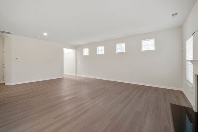 Building Photo - This 3-Year-Old Home with 4 Bedroom 2.5 Baths