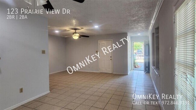 Building Photo - 123 Prairie View Dr