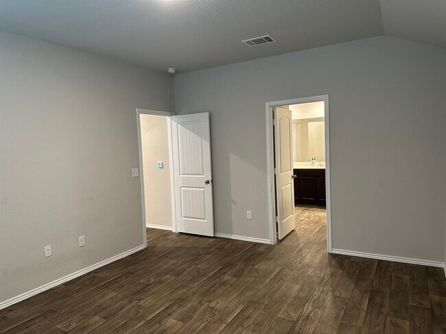 Building Photo - 15012 Siberian Elm Ln