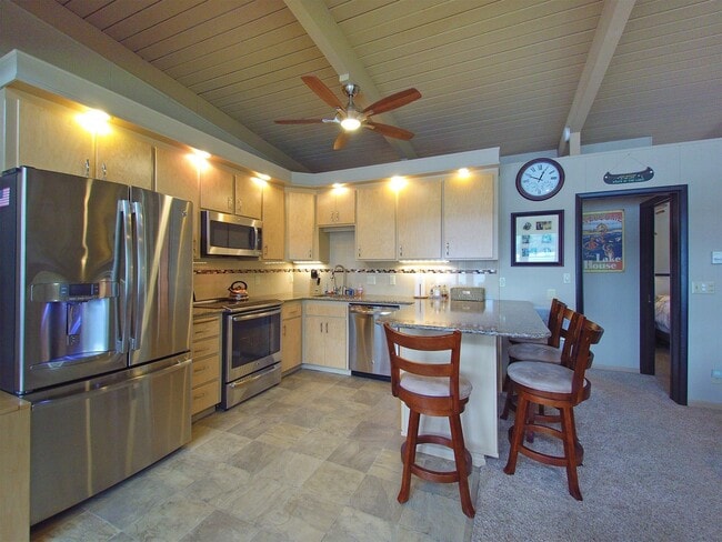 Building Photo - Lake Sutherland Home For Lease!